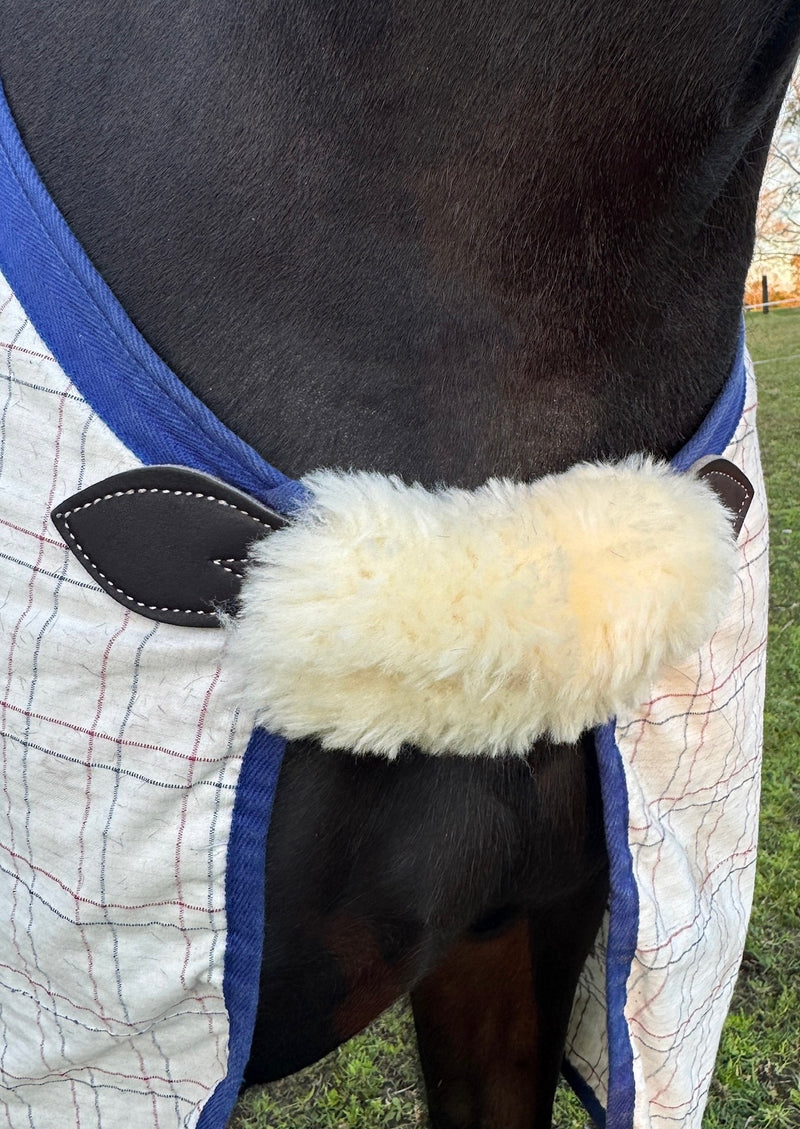 Grainge Fleece Rug Chest Strap Cover