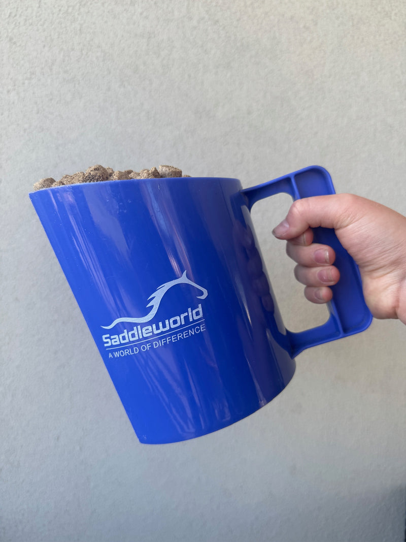 Saddleworld Feed Scoop