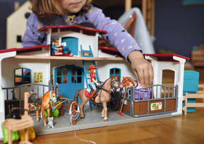 Schleich Lakeside Riding Centre
