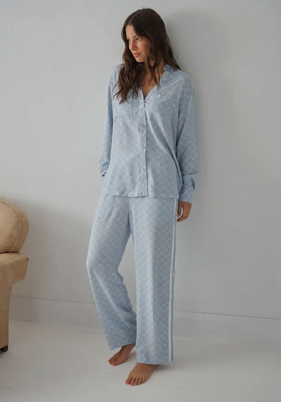VALA Horseshoe Long Pyjama Set